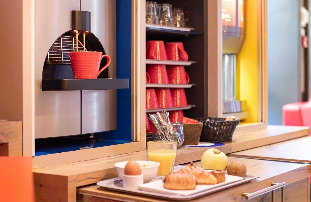 Ibis Styles Lyon Gerland-1